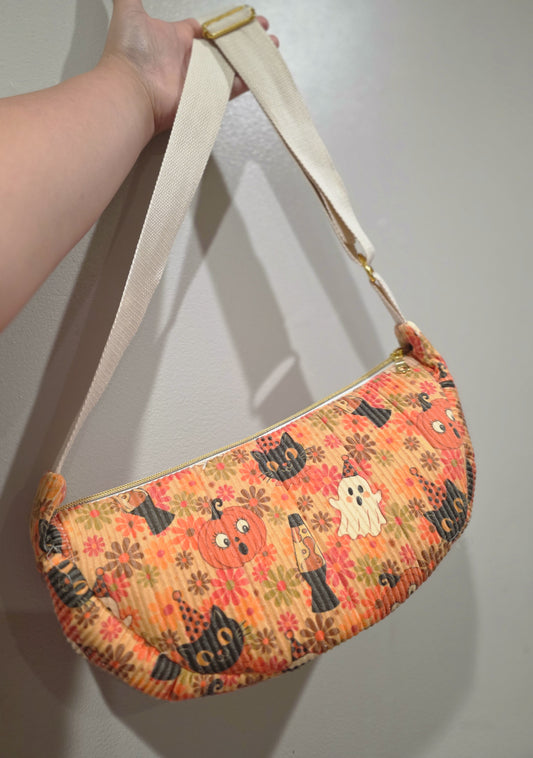Vintage halloween crescent bag